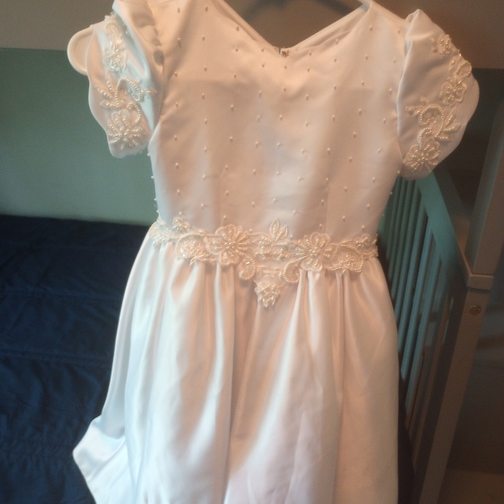 Flower‎ girl dress